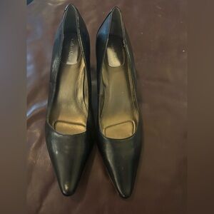 Calvin Klein Black Leather Pointed-Toe Pumps